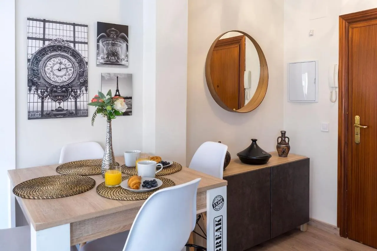 Playa El Palo Apartment By Sharingco Màlaga